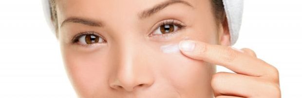 Fabriquer une crème contour des yeux naturelle