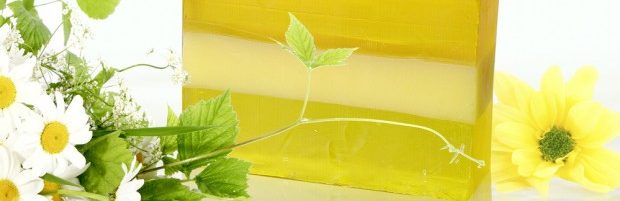 Recette maison de savonnette au citron pour peau grasse