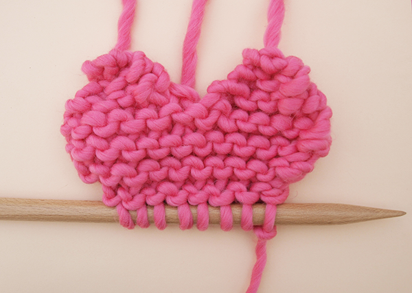 Patrón para tejer corazones de San Valentín