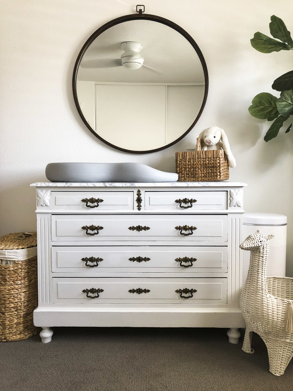 Renovar muebles con sólo una mano de pintura