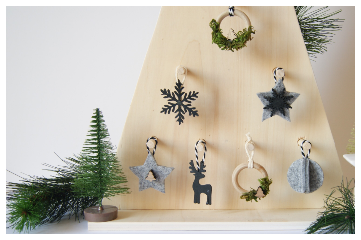 DIY Cómo hacer una pegboard XMas Tree