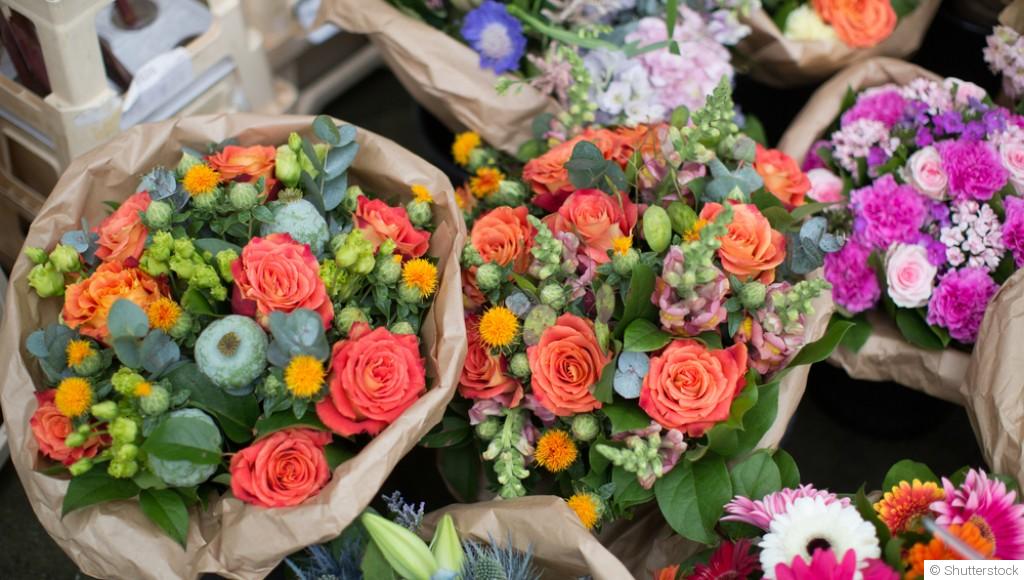 Faire durer un bouquet de fleurs du jardin plus longtemps
