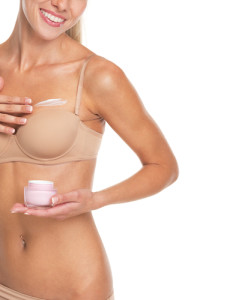 Comment entretenir votre décolleté ?