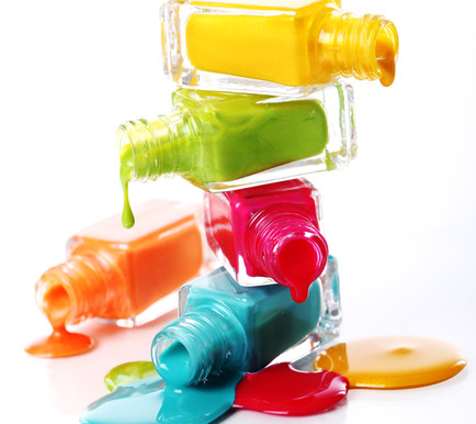 Comment rallonger votre vernis à ongles ?