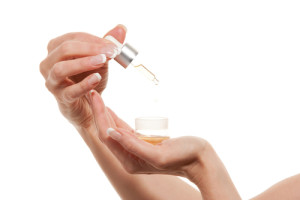 Quand les huiles nourrissantes investissent nos cosmétiques.