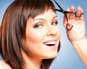 Rafraîchir sa frange par soi-même