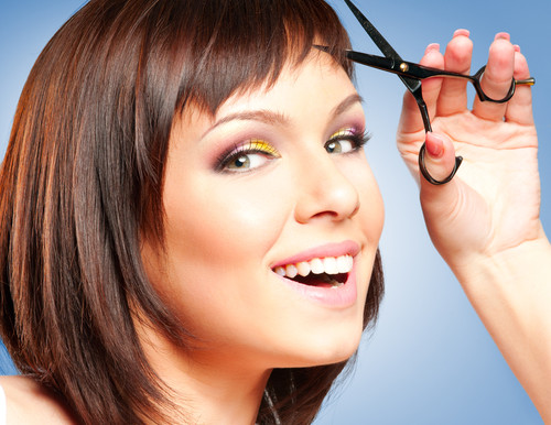 Rafraîchir sa frange par soi-même