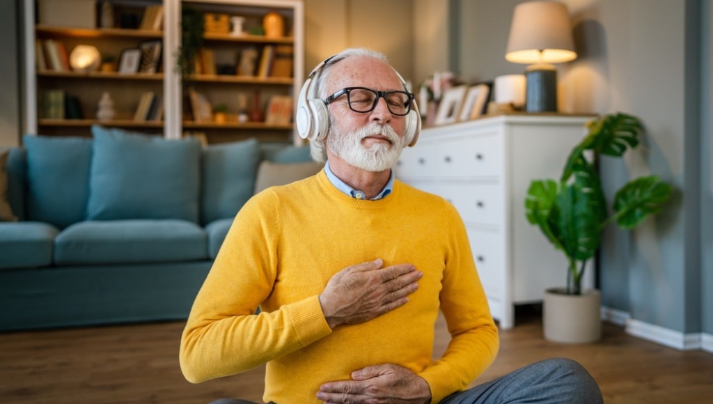 La méditation pour les personnes âgées : comment la méditation peut aider à prévenir le déclin cognitif