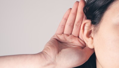 La méditation pour les personnes souffrant de troubles de l\'audition : comment la méditation peut aider à améliorer l\'audition