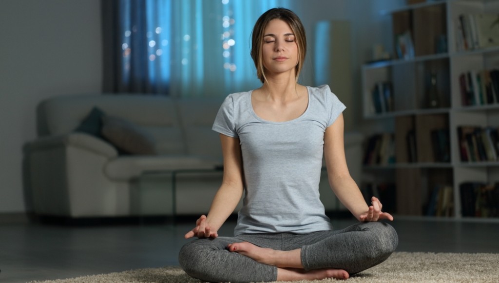 Méditation du soir : 10 minutes pour lâcher prise avant de dormir