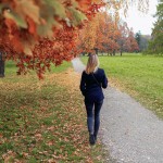 Méditation en marchant : transformer vos pas en pratique consciente