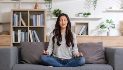 Retrouver le calme intérieur grâce à des pratiques méditatives simples