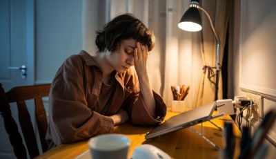 Définition du “mental overload” et impact sur la santé mentale
