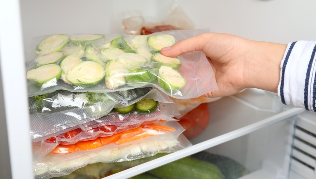 Conserver ses aliments plus longtemps : astuces et techniques