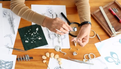 DIY : comment fabriquer des bijoux à la maison