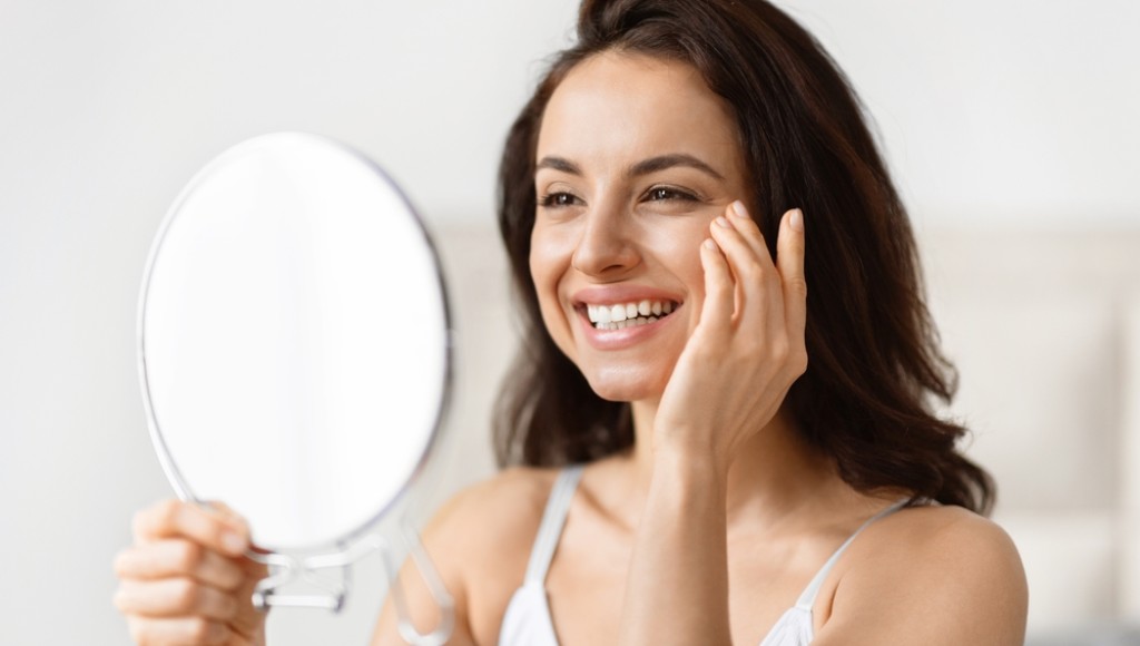 Comment créer une routine de soins de peau naturelle à la maison