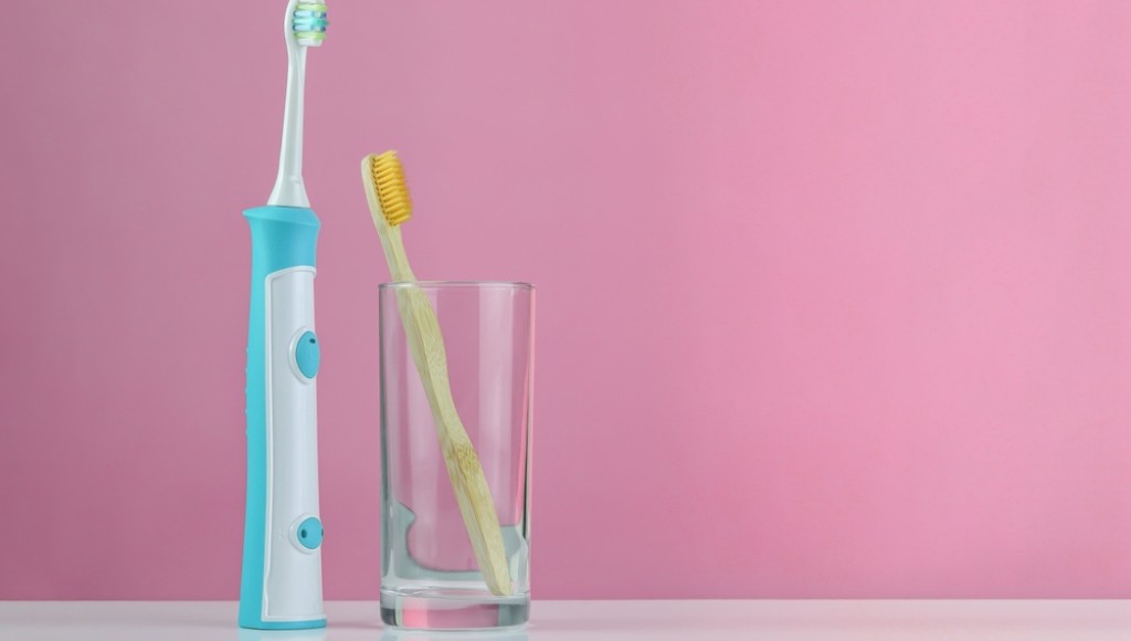 Brosse à dents électrique, classique ou bambou : le bon choix conso