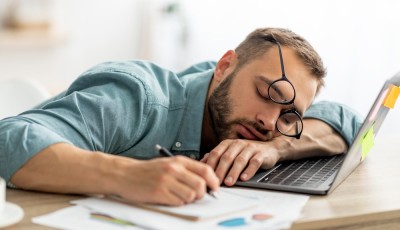 Fatigue chronique : et si c’était une carence ?