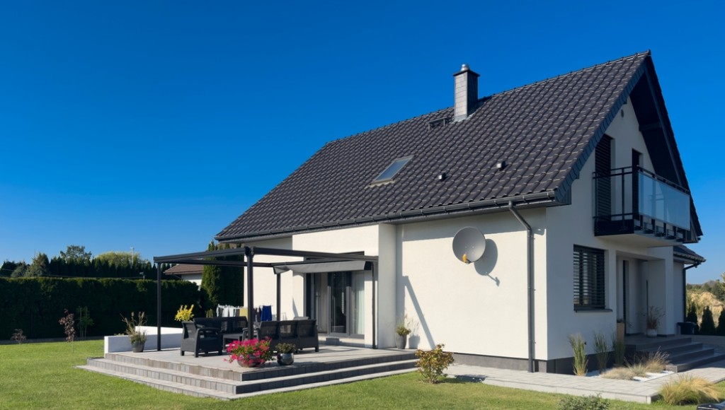 Spécialiste de pergolas et portes d\'entrée : comment faire le bon choix ?