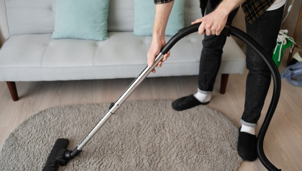 Aspirateur sans fil ou traîneau : lequel choisir en 2026 ?