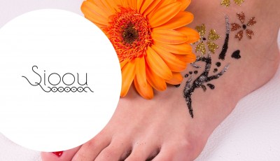 Testez gratuitement les tatouages Ephémères ultra-réalistes floraux - SIOOU