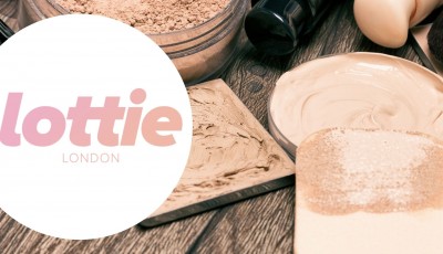 Testez gratuitement la poudre bronzante matte de Lottie London
