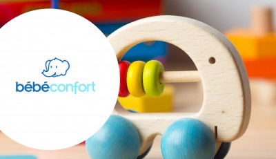 Testez gratuitement le coffret éveil bois naturel de Bébé Confort