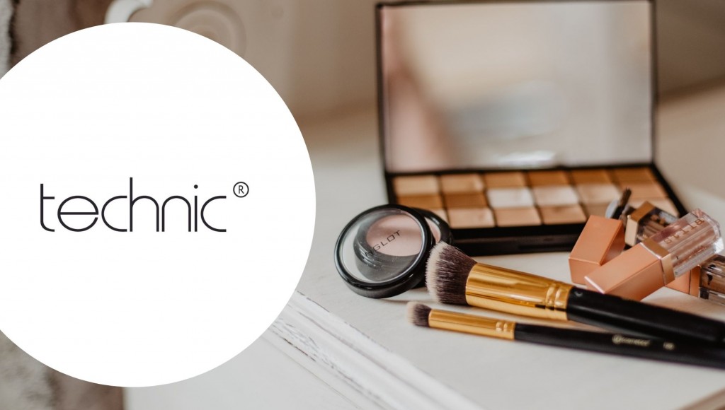 Testez gratuitement la Palette illuminatrice Technic Mega Glow - Technic
