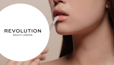 Testez gratuitement le gloss transparent de Revolution Beauty