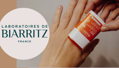 Testez gratuitement le stick solaire invisible SPF50+ de Biarritz