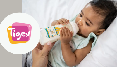 Testez gratuitement le biberon tétine plate stitch à poignées amovibles de Tigex