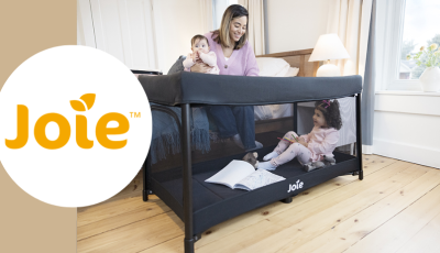 Testez gratuitement le lit de voyage amigo™ 120 de Joie