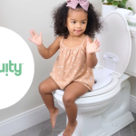 Testez gratuitement le réducteur de toilette de voyage d\'Ingenuity
