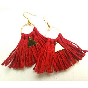 Recevez gratuitement des boucles d\'oreilles Meje