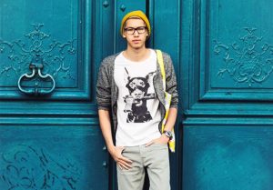 Recevez gratuitement un tee-shirt imprimé NO COMMENT Paris