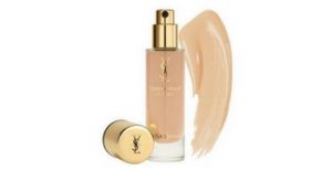 Recevez gratuitement un échantillon du fond de teint Yves Saint Laurent