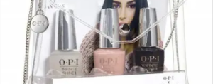 Recevez 1 kit vernis OPI x Sananas